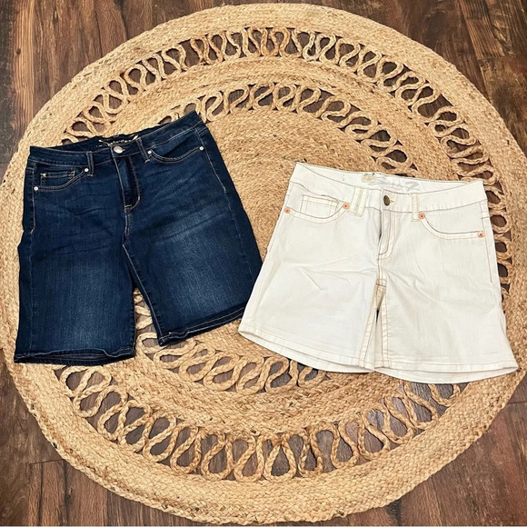 Lot of two Seven 7 Jean Shorts size 12 - Picture 1 of 4